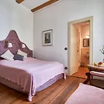 Villabogart Eskuevo-es Rendezvenyhelyszin *