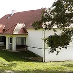 Villabogart Eskuevo-es Rendezvenyhelyszin