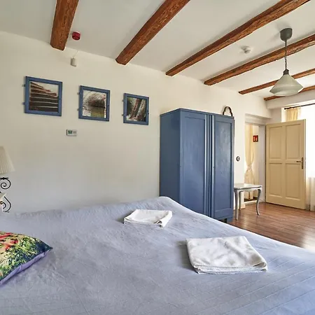 Villabogart Eskuevo-Es Rendezvenyhelyszin