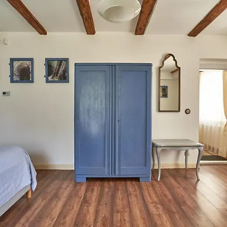 Dom wakacyjny Villabogart Eskuevo-Es Rendezvenyhelyszin *