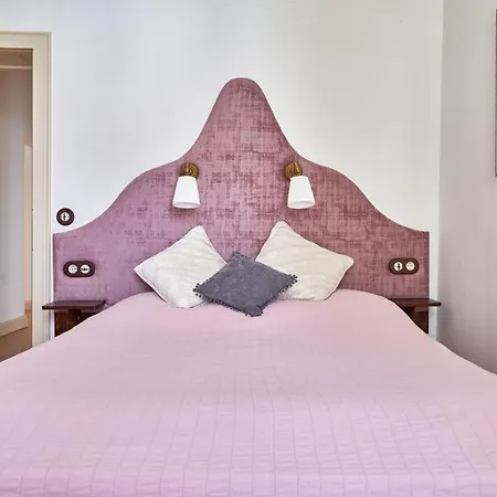 Villabogart Eskuevo-Es Rendezvenyhelyszin