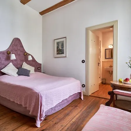 Villabogart Eskuevo-Es Rendezvenyhelyszin *