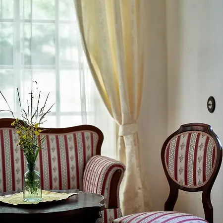 Villabogart Eskuevo-Es Rendezvenyhelyszin *