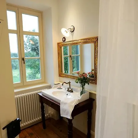 Villabogart Eskuevo-Es Rendezvenyhelyszin Alsobogat