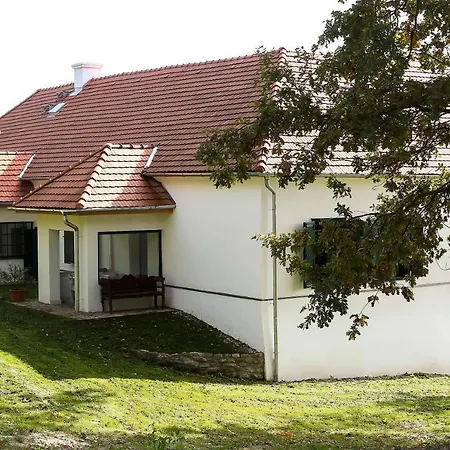Villabogart Eskuevo-es Rendezvenyhelyszin