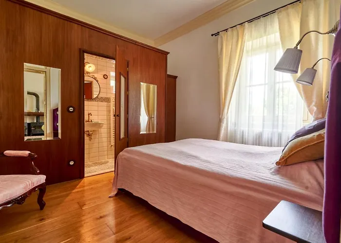 Villabogart Eskuevo-es Rendezvenyhelyszin Feriehus Alsobogat