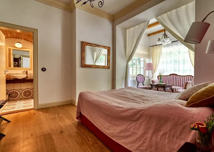 Villabogart Eskuevo-es Rendezvenyhelyszin Alsobogat