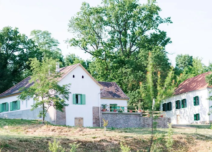 Feriehus Villabogart Eskuevo-es Rendezvenyhelyszin *