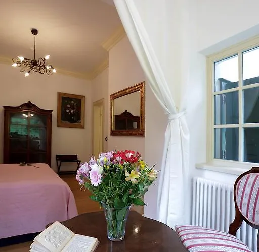 Villabogart Eskuevo-es Rendezvenyhelyszin Feriehus Alsobogat