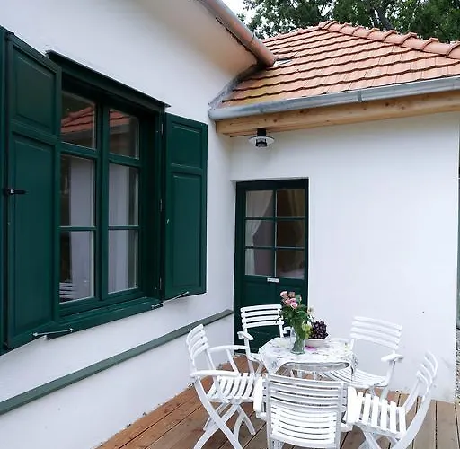 Villabogart Eskuevo-es Rendezvenyhelyszin * Alsobogat