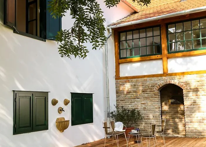 Villabogart Eskuevo-es Rendezvenyhelyszin Alsobogat